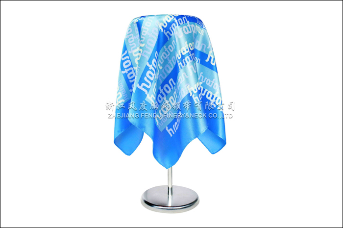 華峰集團 真絲小方巾 規格：53x53cm