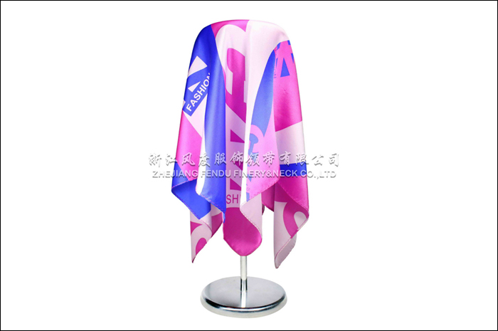 奧德臣CAA 真絲中方巾 規格：65x65cm