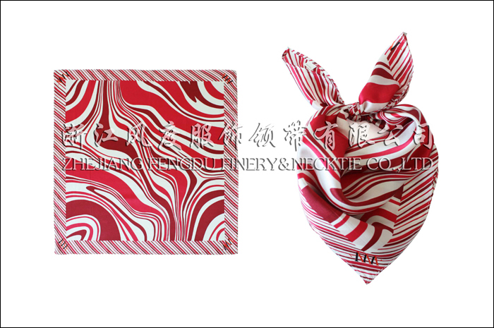 愛(ài)眾 真絲小方巾 規(guī)格：53x53cm