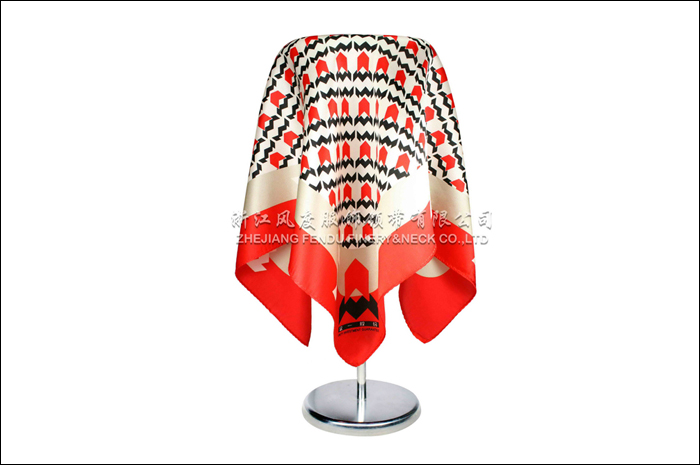 武漢眾一投資擔(dān)保 真絲小方巾 規(guī)格：53x53cm